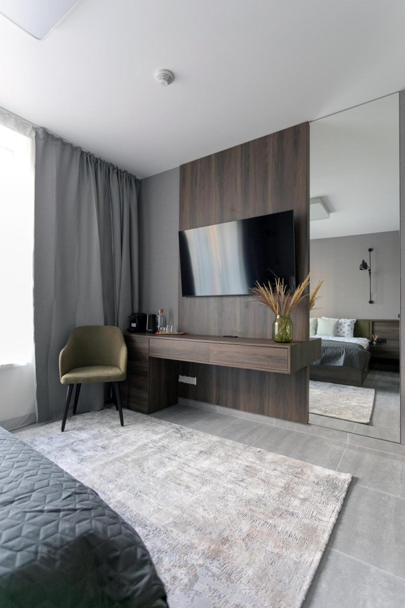 Luong Europe Apartments Prague Exterior photo