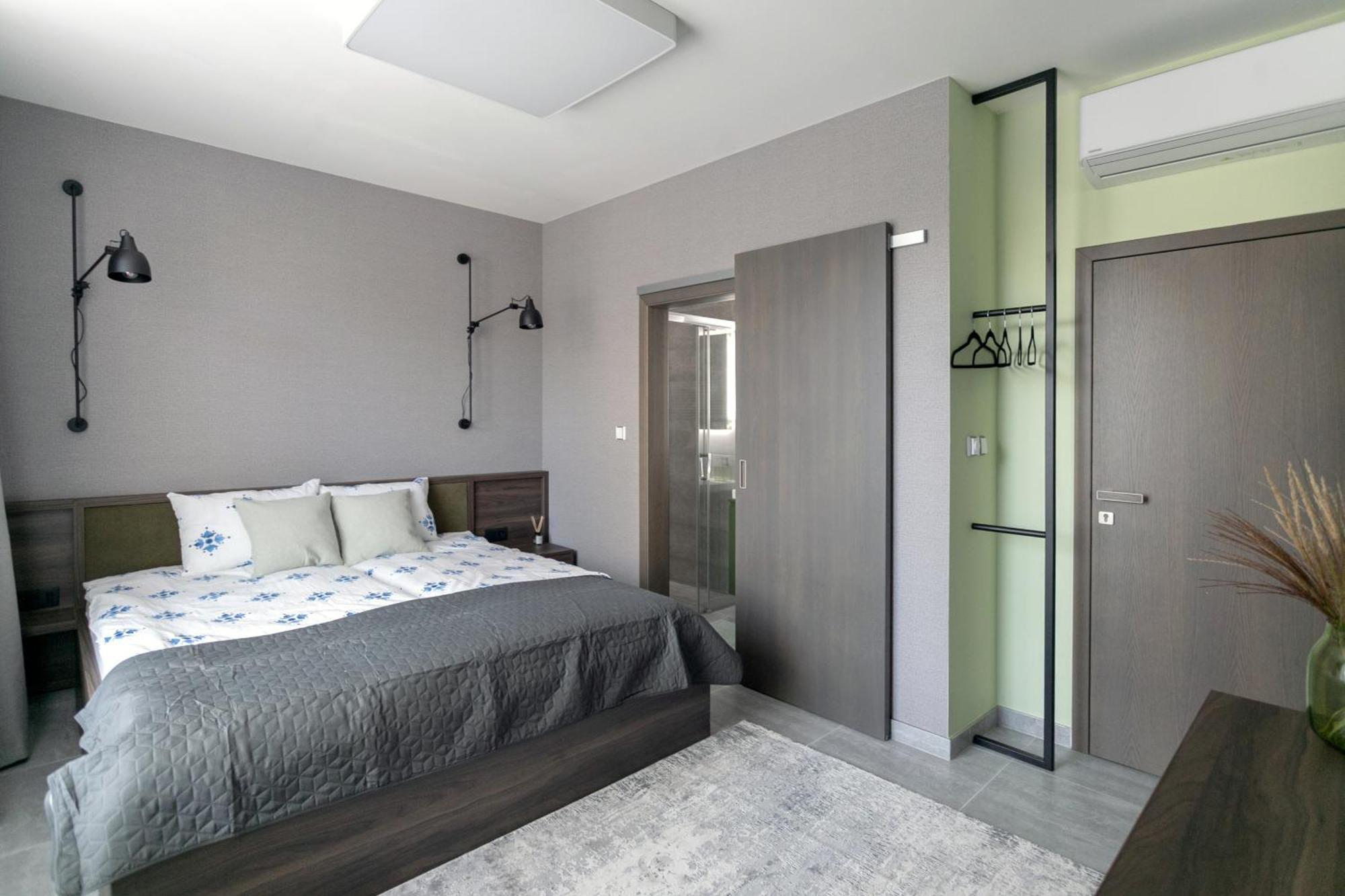Luong Europe Apartments Prague Exterior photo