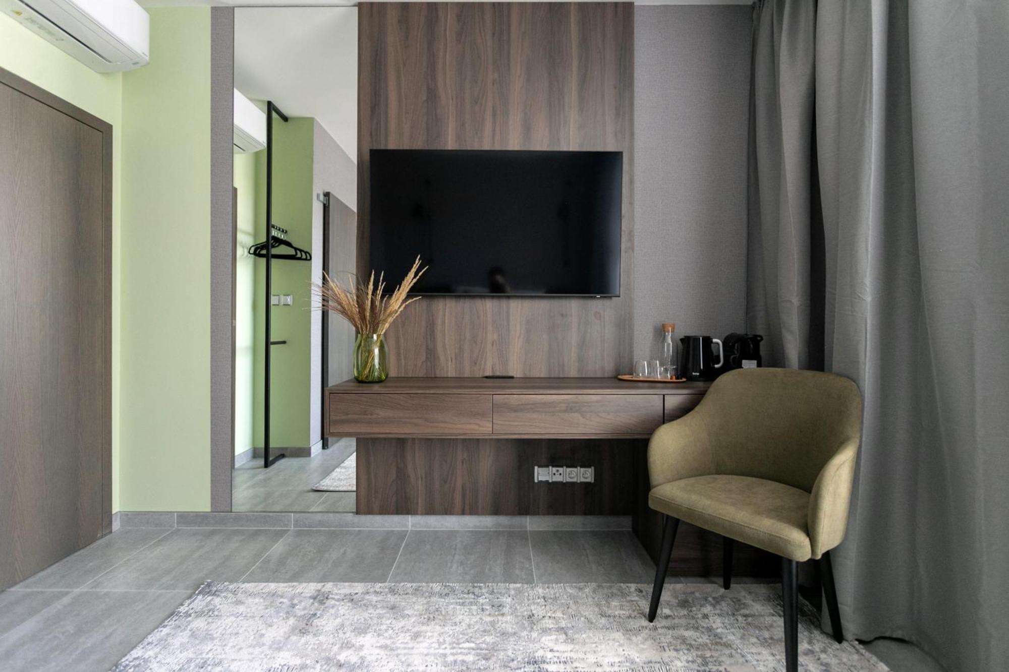 Luong Europe Apartments Prague Exterior photo